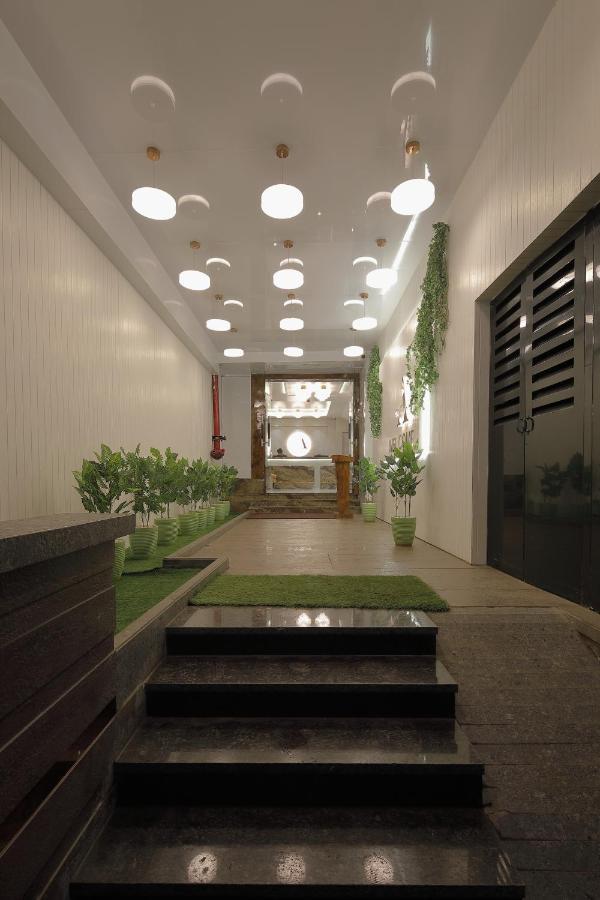 Hotel Ariana Residency Mumbai Exterior photo