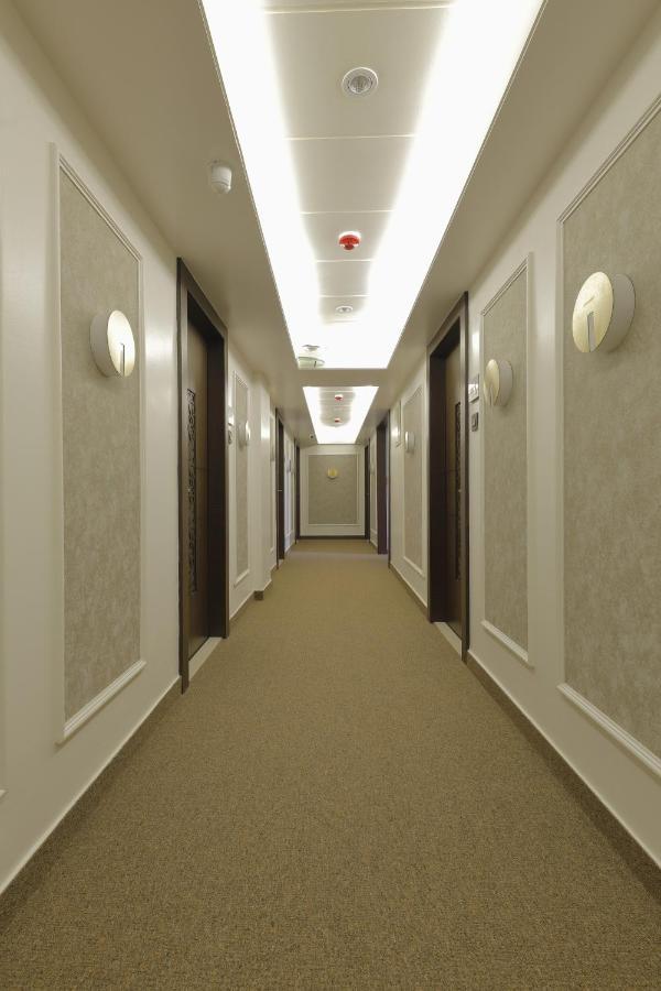 Hotel Ariana Residency Mumbai Exterior photo